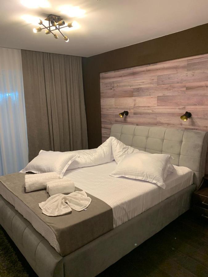 Doftana Apartaments Tesila Ngoại thất bức ảnh