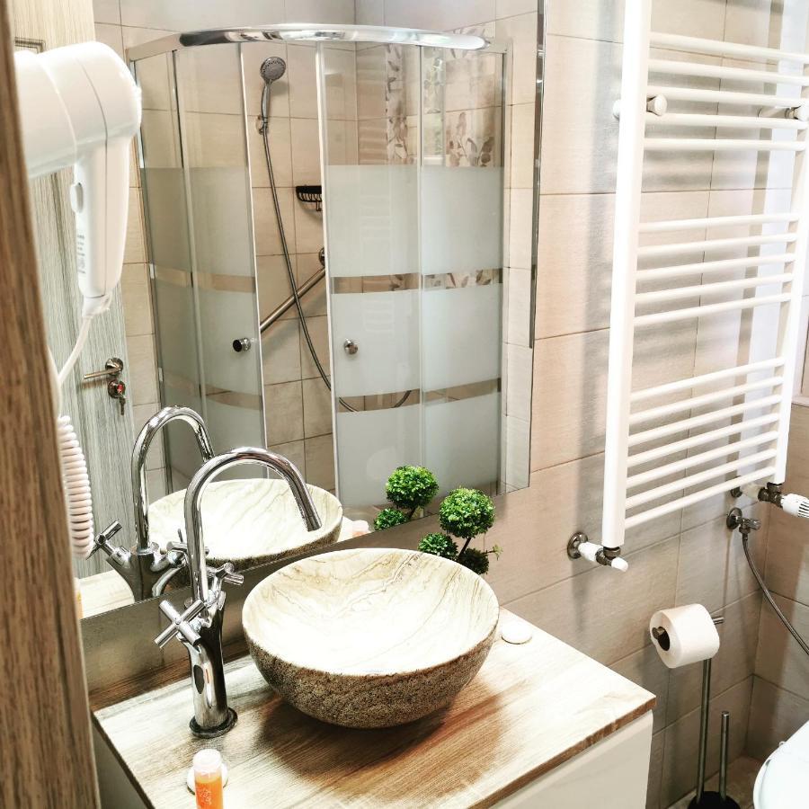 Doftana Apartaments Tesila Ngoại thất bức ảnh