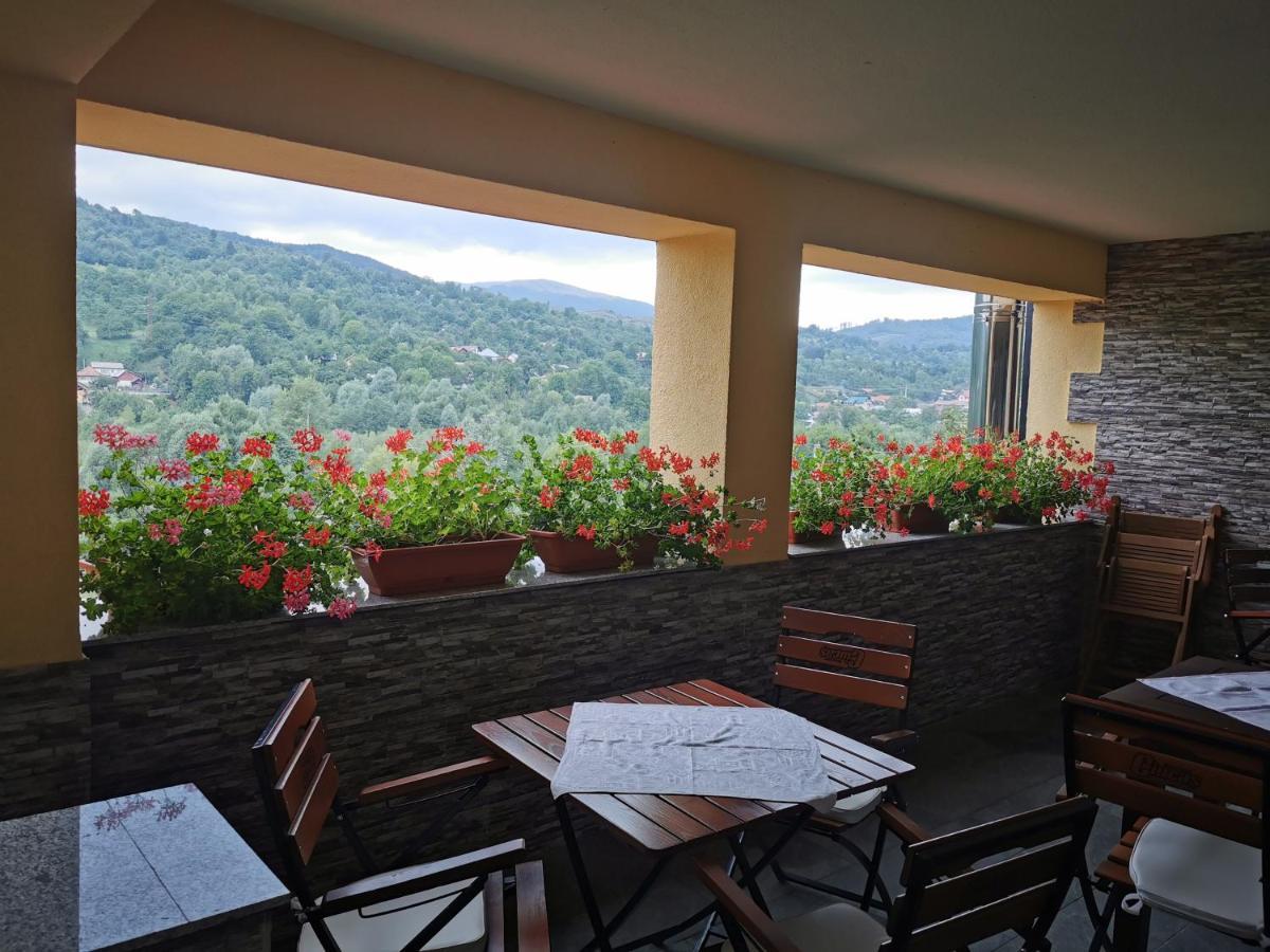 Doftana Apartaments Tesila Ngoại thất bức ảnh